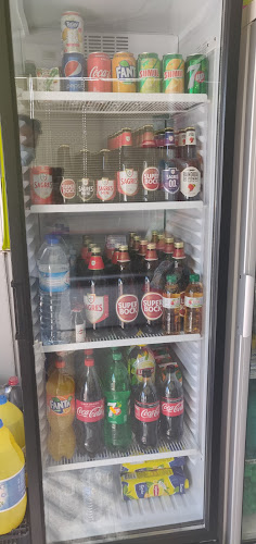 Opinii despre Mini Mercado Nogueiras în Évora - Gastronomia e hotelaria