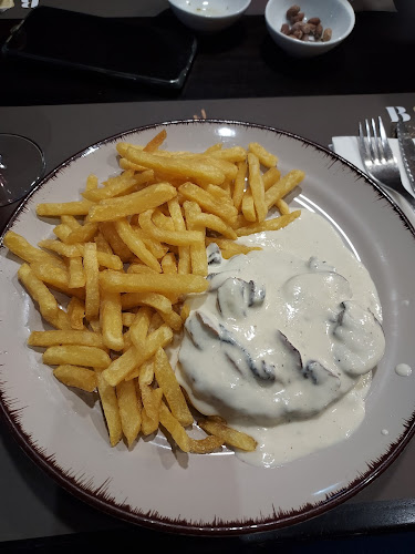 Av. Heróis do Ultramar 76, 3100-462 Pombal