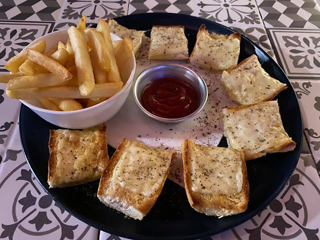 Ed's Place
