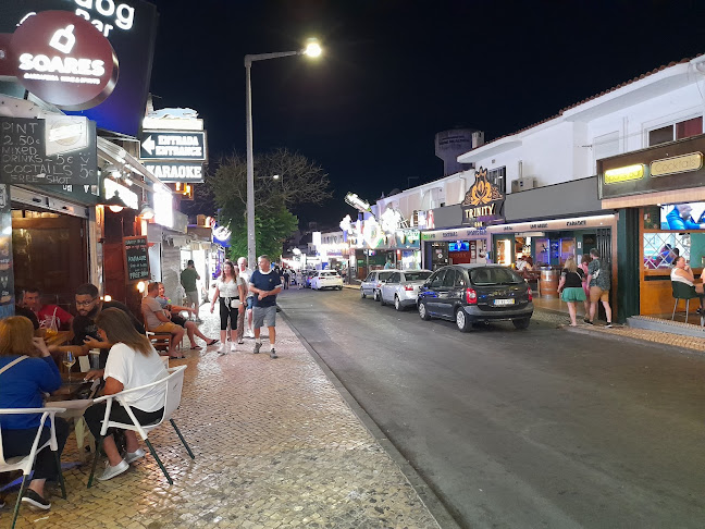 Av. Sá Carneiro 51, 8200-295 Albufeira