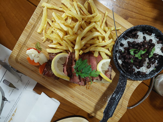 Rua Cunha e Castro, R. Associação Recreativa e Cultural do Bairro do Valongo 8, 6000-060 Castelo Branco