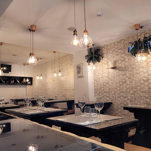 http://www.facebook.com/Arco-Bar-614791055282651/?fref=ts
