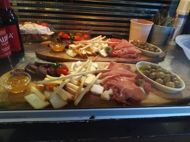 Opinii despre Café Do Bairro în Lagos - Gastronomia e hotelaria