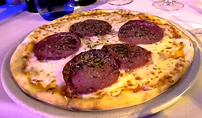 Reviews of Xarambinha Pizzeria Expresso in Funchal - Gastronomia e hotelaria