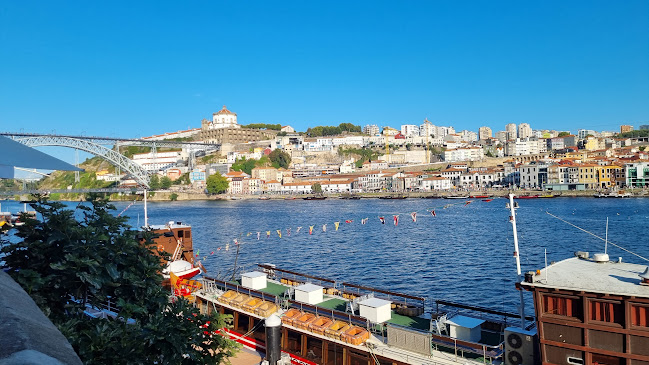 Cais da Estiva 145, 4050-080 Porto