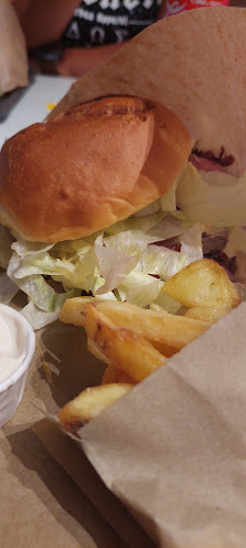 567 Burger Barreiro Phone number