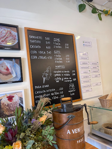 Opinii despre La Fabbrica - Antiga fábrica de gelados da Avenida de Berna în Lisboa - Gastronomia e hotelaria