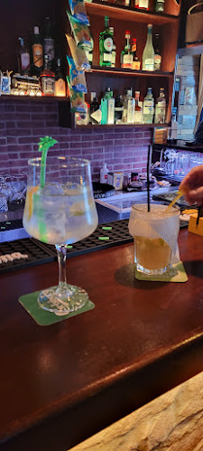 Comentarii opinii despre Bar 28