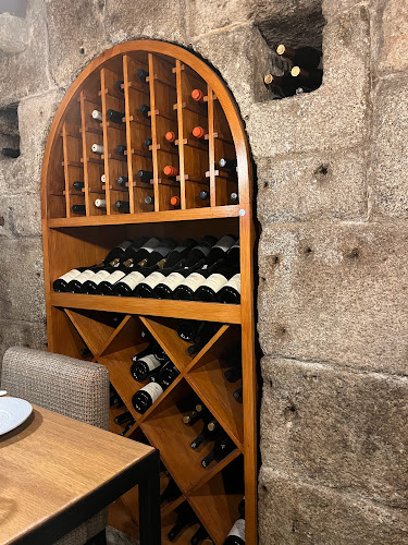 Taberna Rio - Gastronomia e hotelaria