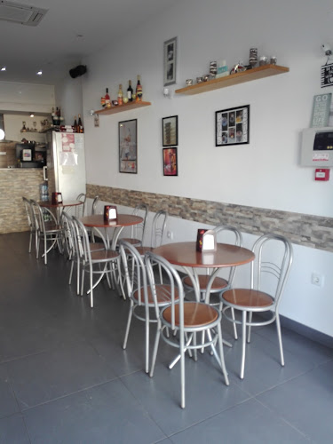 Praça das Armas 26, 8600-523 Lagos