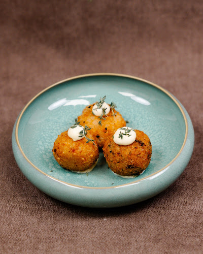 Comentarii opinii despre Stella Saldanha