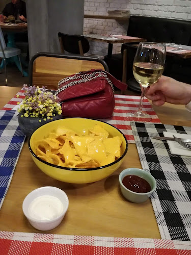 Opinii despre Nook - Hamburgueria & Pregaria în Porto - Gastronomia e hotelaria