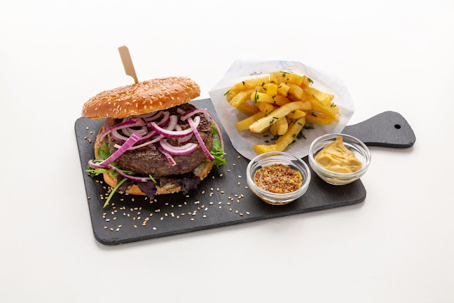 Opinii despre Petit d'Algés (Costa da Caparica) în Costa da Caparica - Gastronomia e hotelaria