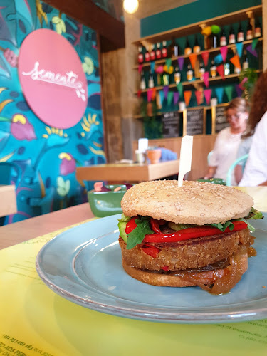 Cafetaria Semente - Art, Coffee & Plant Based Food - Braga