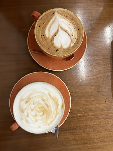 Opinii despre Mercador Café & Brunch în Porto - Gastronomia e hotelaria