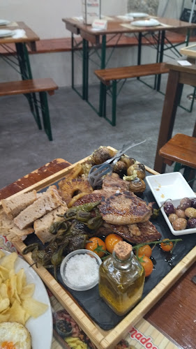 Casa Ermida - Gastronomia e hotelaria