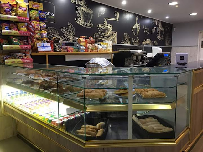 Opinii despre Café Esplanada Do Rossio în Ramalhal - Gastronomia e hotelaria