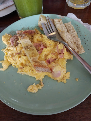 Rua de Moçambique 2, 1170-245 Lisboa