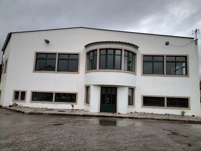 Opinii despre Centro Social e Recreativo de Valverde în Alcanede - Gastronomia e hotelaria