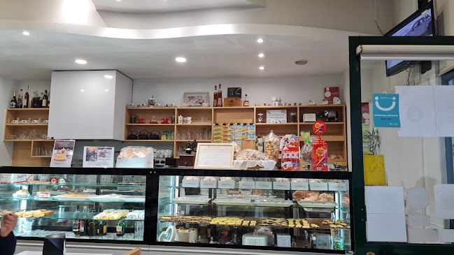 Comentarii opinii despre Brisadoce-pão Quente E Confeitaria Unipessoal Lda