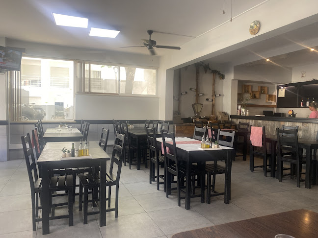 Praça do Poder Local 5 Cave A, 8600-524 Lagos