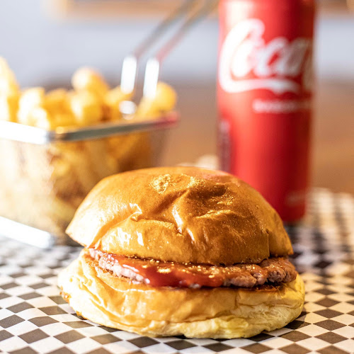 Largo Maurício de Oliveira 3c, 1500-552 Lisboa