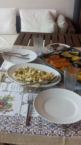 Opinii despre Victoria Pool Bar în Quarteira - Gastronomia e hotelaria