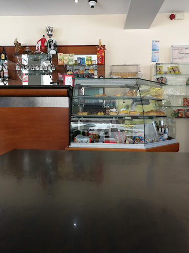 Praça Dom Frei Bartolomeu dos Mártirs, R. Santa Maria dos Anjos 1, 4740-222 Esposende