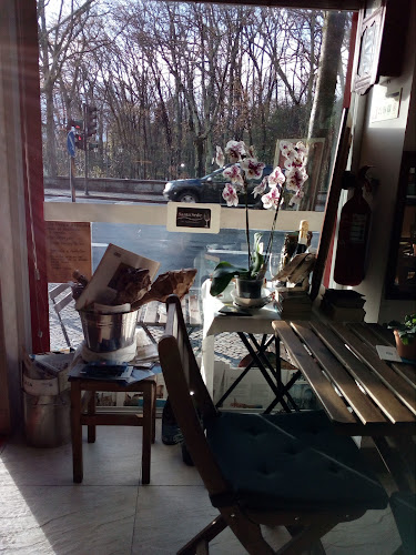 Opinii despre Santa Sede Winebar - Petiscos & Francesinhas în Viseu - Gastronomia e hotelaria