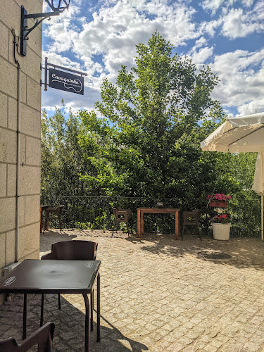 Beco canto do Jardim, Ed. Mira Rio BL 3, LOJA 1, 5400-175