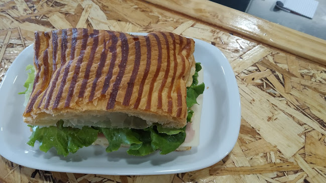 Opinii despre BarbaTISCOS - Casal do Cotão în Agualva-Cacém - Gastronomia e hotelaria