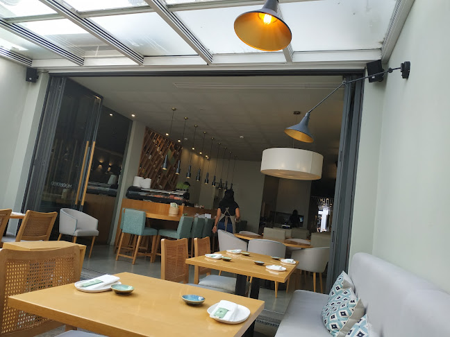 Mood Restaurant & Sushi bar - Gastronomia e hotelaria