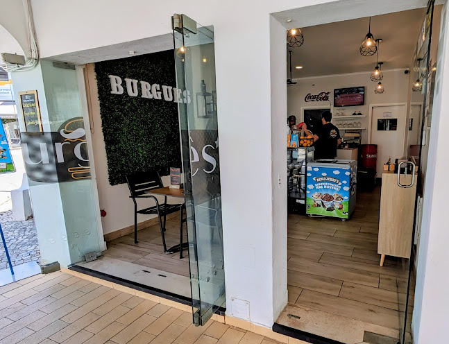 Comentarii opinii despre Burguês Carvoeiro