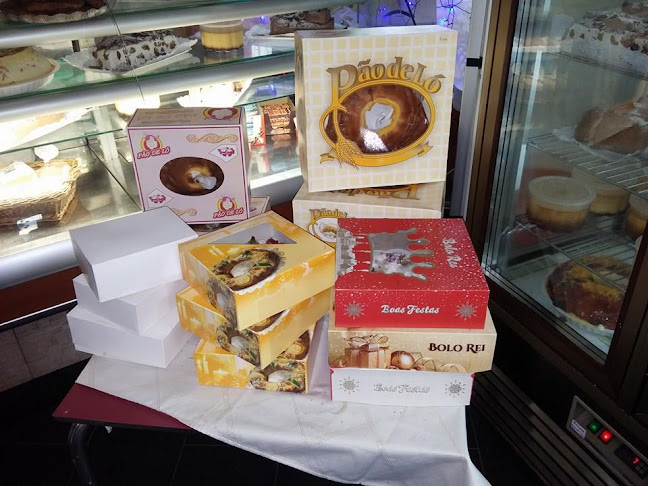 Opinii despre Margem Do Atlântico - Pão Quente E Pastelaria, Lda. în Canidelo - Gastronomia e hotelaria