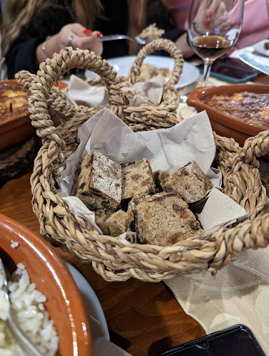 Taberna Freitas Phone number