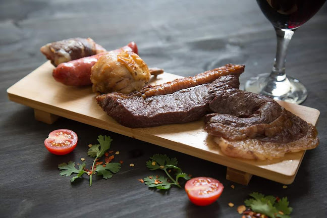 R. de São Sebastião 97, 3810-187 Aveiro