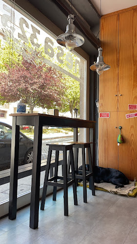 Cafetaria Mesa 325 - Porto