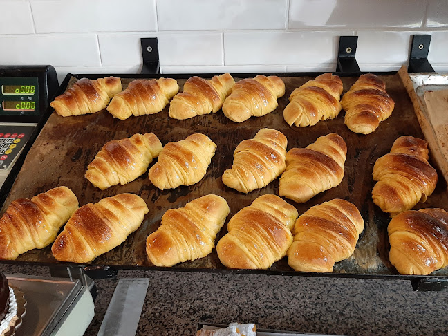 Comentarii opinii despre Padaria Rainha Do Douro Confeitaria