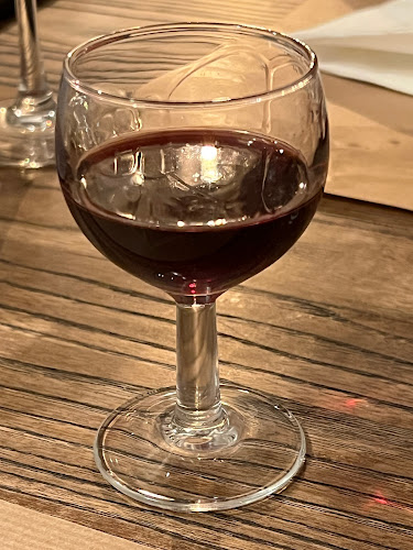 Dona Maria, Largo do chafariz, R. da Biquinha, 2510-046 Óbidos