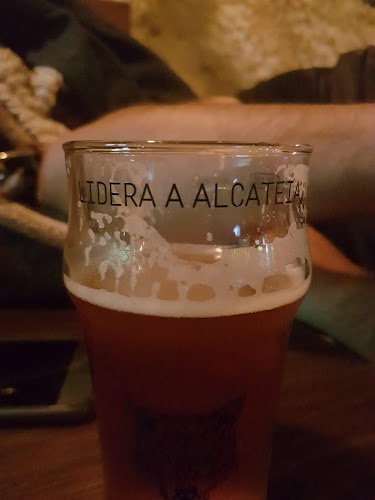 R. de Cândido dos Reis 85, 4050-152 Porto