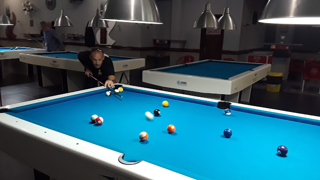 Opinii despre Leixões Bilharista - Academia de Bilhares în Matosinhos - Gastronomia e hotelaria