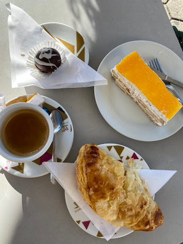 Opinii despre Brisadoce-pão Quente E Confeitaria Unipessoal Lda în Amarante - Gastronomia e hotelaria