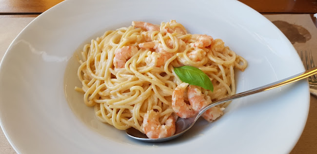 Av. Gen. Humberto Delgado 7G, 2825-337 Costa da Caparica