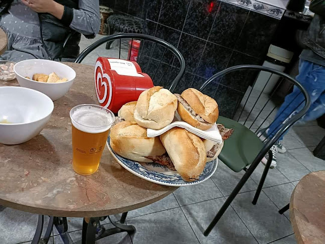 R. do Forno 104, 3810-264