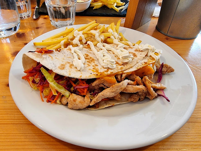 Opinii despre Bom Remédio Café în Sines - Gastronomia e hotelaria