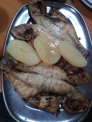 R. Principal 11, A dos Cunhados