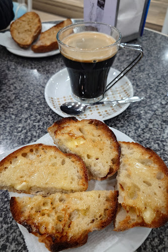 Opinii despre Café Pastelaria 2001 în Fátima - Gastronomia e hotelaria