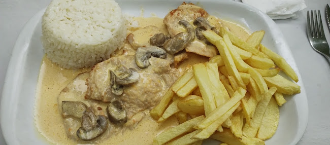 R. Conde de Castro 3, 4740-238 Esposende