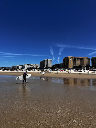 Comentarii opinii despre Lais de Guia