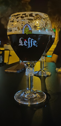 The Rolling Sports Bar - Gastronomia e hotelaria